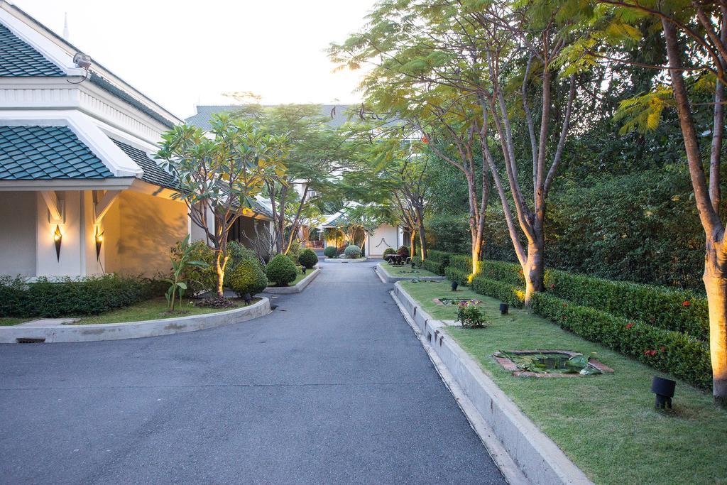 Kalanan Riverside Resort Former Buddy Oriental Riverside Nonthaburi Exterior foto